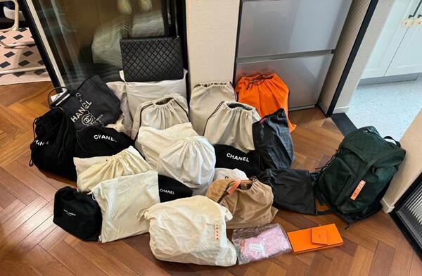随州曾都区回收奢侈品衣服.jpg